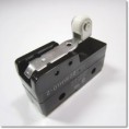 MICRORRUPTOR COM ROLDANA PLÁSTICA - OMRON Z-01HW22-B